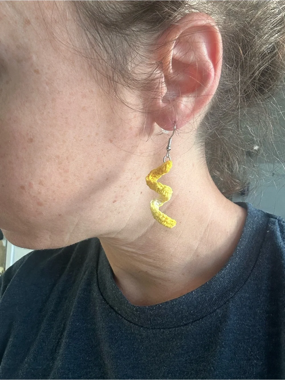 Curlicue crochet earrings